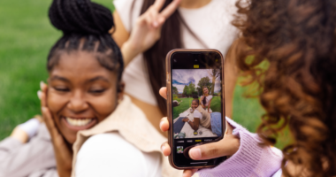 12 ways to use Gratavid to increase enrollment rates & create supportive student experiences